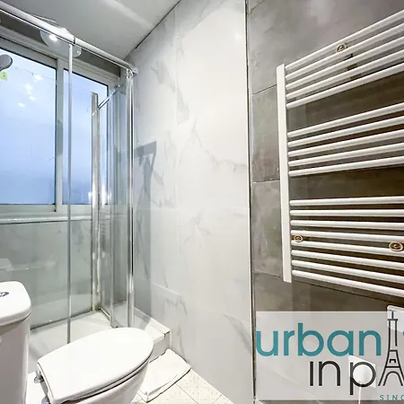 アパート Urban Flat 89 - Charming 3 Bedroom Flat In パリ