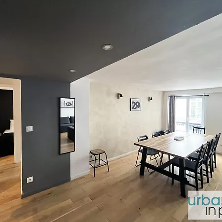 Urban Flat 89 - Charming 3 Bedroom Flat In * Paříž
